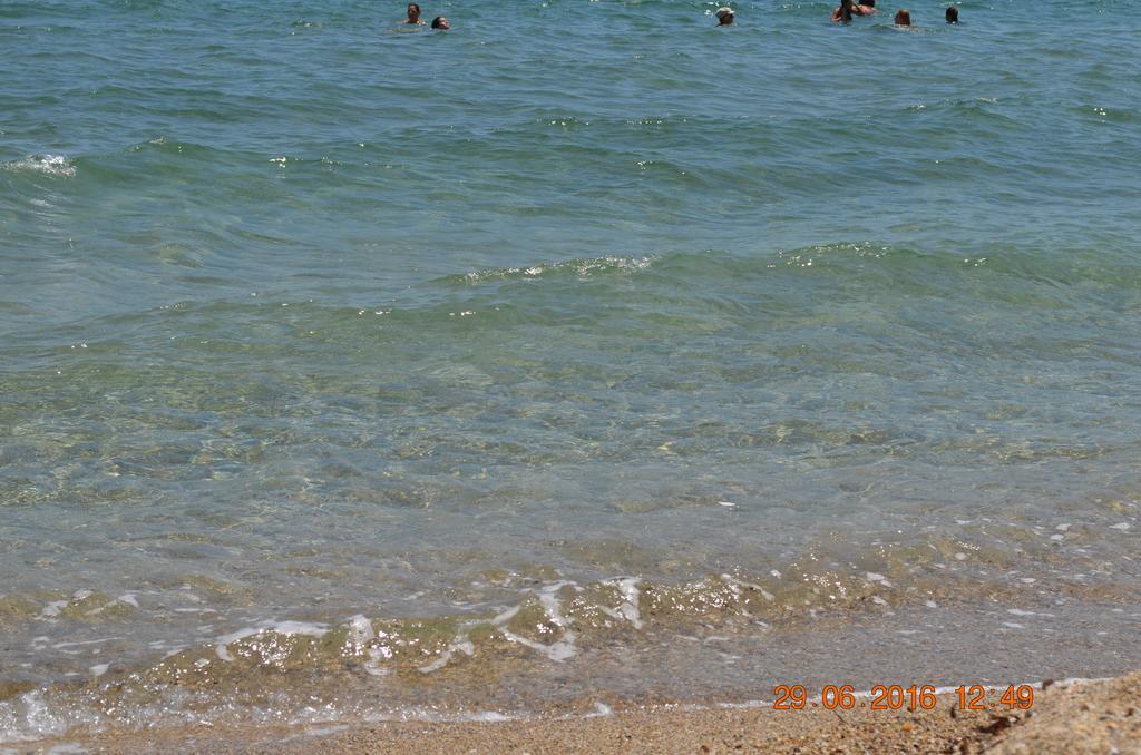 Apartments Zoumperi Nea Makri Exterior photo