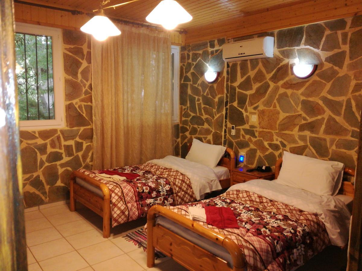 Apartments Zoumperi Nea Makri Exterior photo