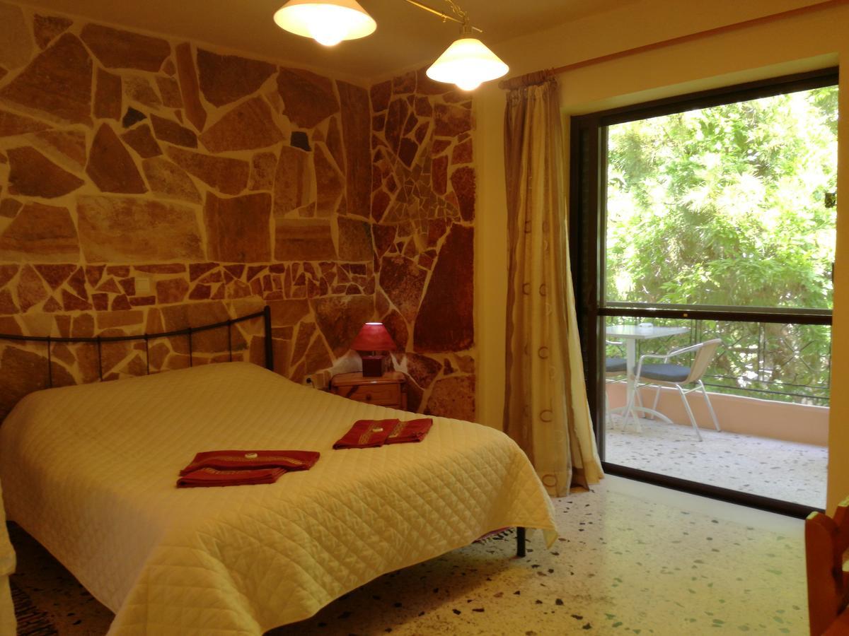 Apartments Zoumperi Nea Makri Exterior photo